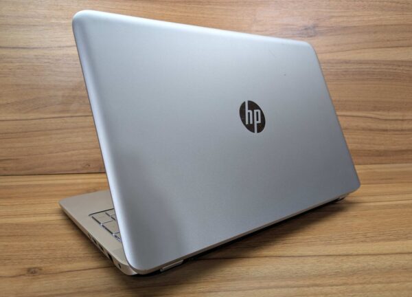 Ноутбук HP ENVY m6 / 15.6" (1366x768) TN Touch / AMD A10-5750M (4 ядра по 2.5 - 3.5 GHz) / 8 GB DDR3 / 240 GB SSD / AMD Radeon HD 8650G / WebCam / Windows 10 - Зображення 7