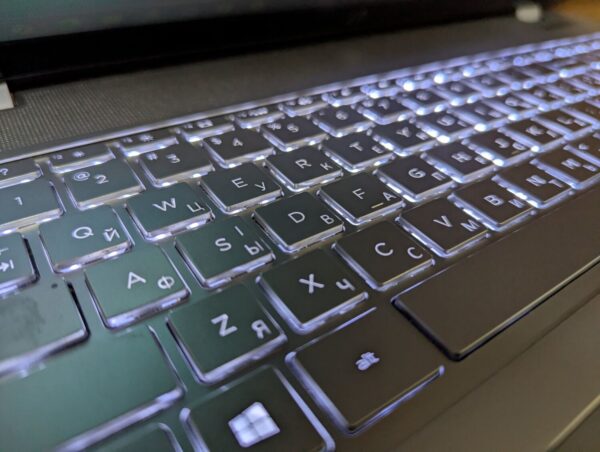 Ноутбук HP ENVY m6 / 15.6" (1366x768) TN Touch / AMD A10-5750M (4 ядра по 2.5 - 3.5 GHz) / 8 GB DDR3 / 240 GB SSD / AMD Radeon HD 8650G / WebCam / Windows 10 - Зображення 6