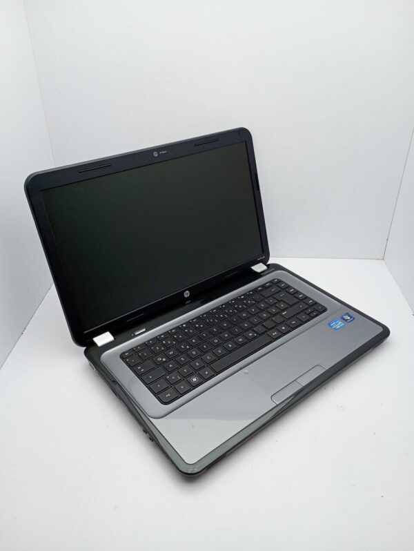 Ноутбук HP G6 1000 / 15.6" (1366x768) TN / Intel Core i3-2310M (2 ядра 4 потока по 2.10 Ghz) / 6 GB DDR3 / 500 GB HDD / AMD Radeon HD 6470M, 1 GB DDR3, 64-bit / WebCam - Зображення 5