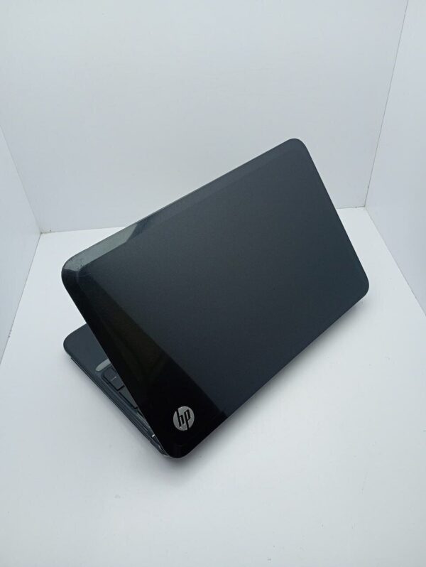 Ноутбук HP Pavilion g6-2000 / 15.6" (1366x768) TN / AMD A6-4400M (2 ядра по 2.7 - 3.2 GHz) / 6 GB DDR3 / 500 GB HDD / AMD Radeon HD 7520G / WebCam - Зображення 7