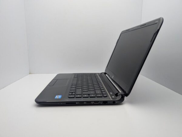 Ноутбук HP Pavilion SleekBook 14 / 14" (1366x768) TN / Intel Core i3-3217U (2 (4) ядра по 1.8 GHz) / 6 GB DDR3 / 240 GB SSD / Intel HD Graphics 4000 / WebCam - Зображення 6