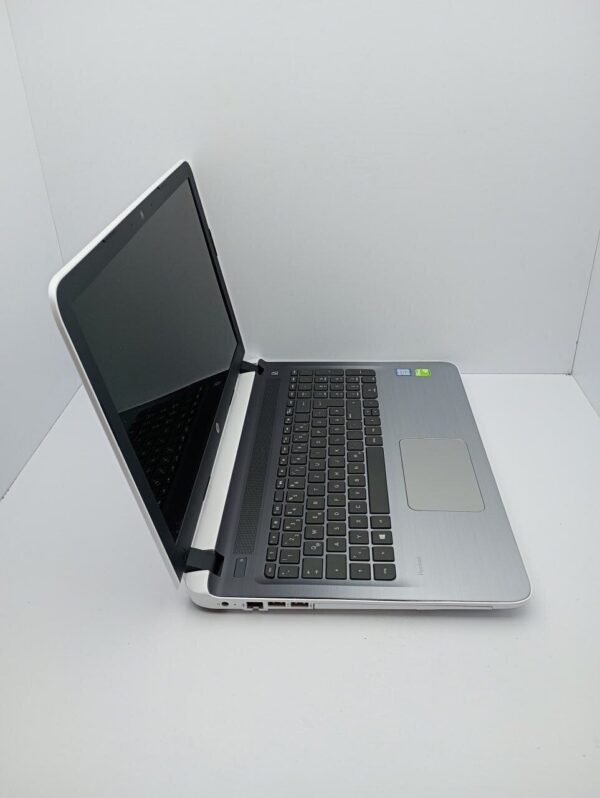 Ноутбук HP ProBook 15ab / 15.6" (1366x768) TN / Intel Core i5-6200U (2 (4) ядра по 2.3 - 2.8 GHz) / 8 GB DDR3 / 240 GB SSD / Intel HD Graphics 520 / WebCam - Зображення 5