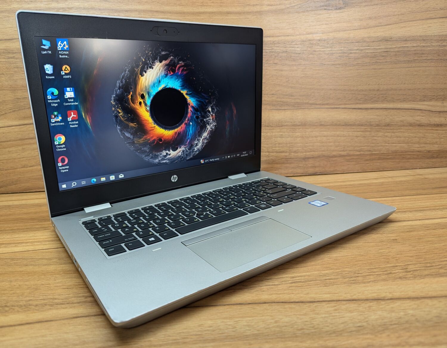 Ноутбук HP ProBook 640 G5 / 14" (1920x1080) IPS / Intel Core i5-8365U (4 (8) ядра по 1.6 - 4.1 GHz) / 8 GB DDR4 / 256 GB SSD / Intel UHD Graphics 620 / WebCam / Windows 10 - Зображення 4