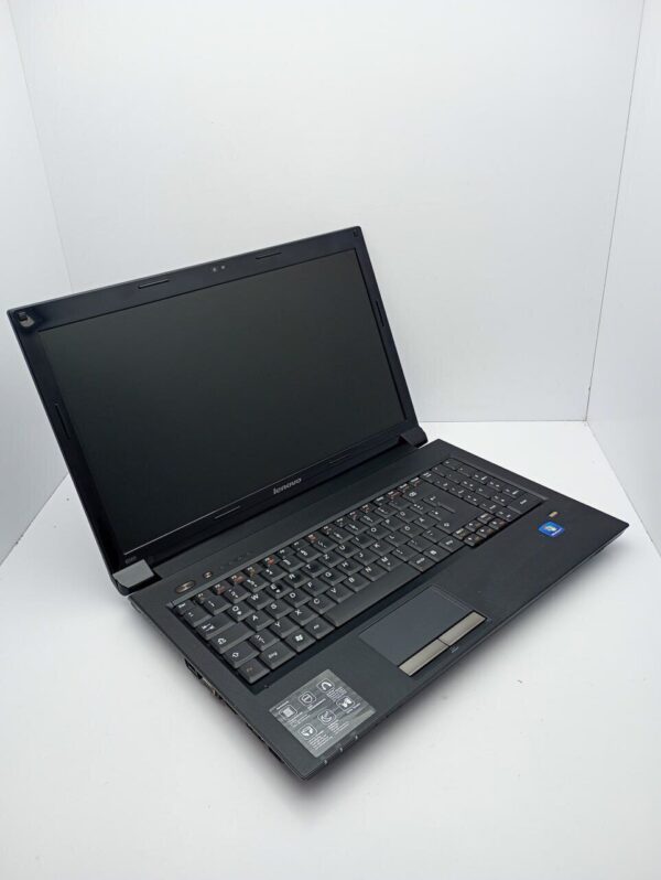 Ноутбук Lenovo B560 / 15.6" (1366x768) TN / Intel Core i3-370M (2 (4) ядра по 2.4 GHz) / 6 GB DDR3 / 320 GB HDD / Intel HD Graphics / NoWebCam - Зображення 5