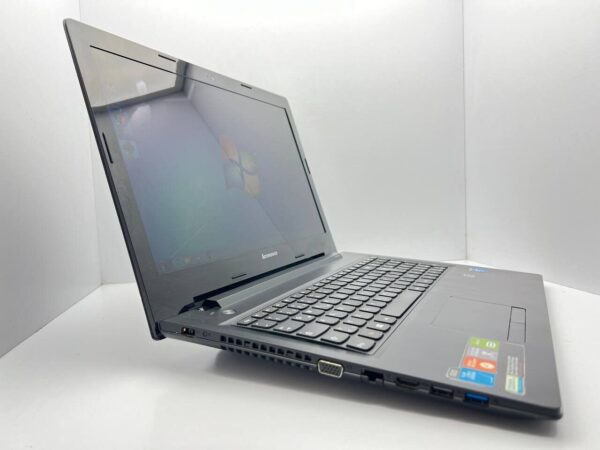 Ноутбук Lenovo G50-30 / 15.6" (1366x768) TN / Intel Celeron N2830 (2 ядра по 2.16 - 2.41 GHz) / 4 GB DDR3 / 320 GB HDD / Intel HD Graphics / WebCam - Зображення 3