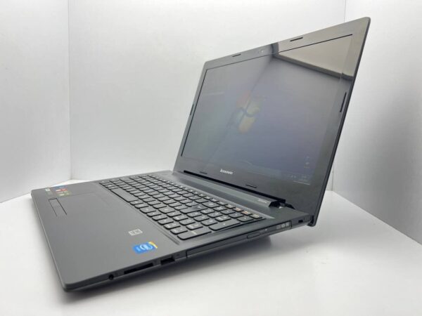 Ноутбук Lenovo G50-30 / 15.6" (1366x768) TN / Intel Celeron N2830 (2 ядра по 2.16 - 2.41 GHz) / 4 GB DDR3 / 320 GB HDD / Intel HD Graphics / WebCam - Зображення 4