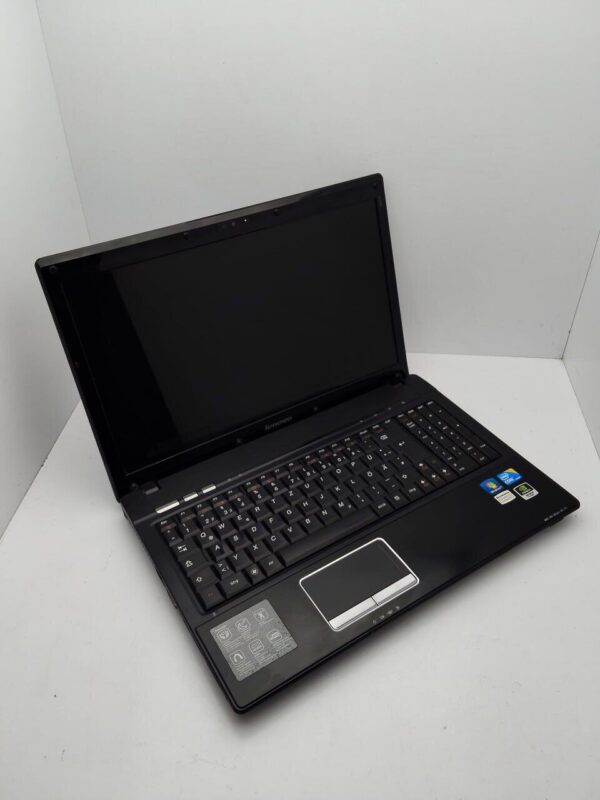 Ноутбук Lenovo G560 / 15.6" (1366x768) TN / Intel Core i5-480M (2 (4) ядра по 2.66 - 2.93 GHz) / 6 GB DDR3 / 500 GB HDD / nVidia GeForce 310M, 1 GB GDDR3, 64-bit / WebCam - Зображення 3