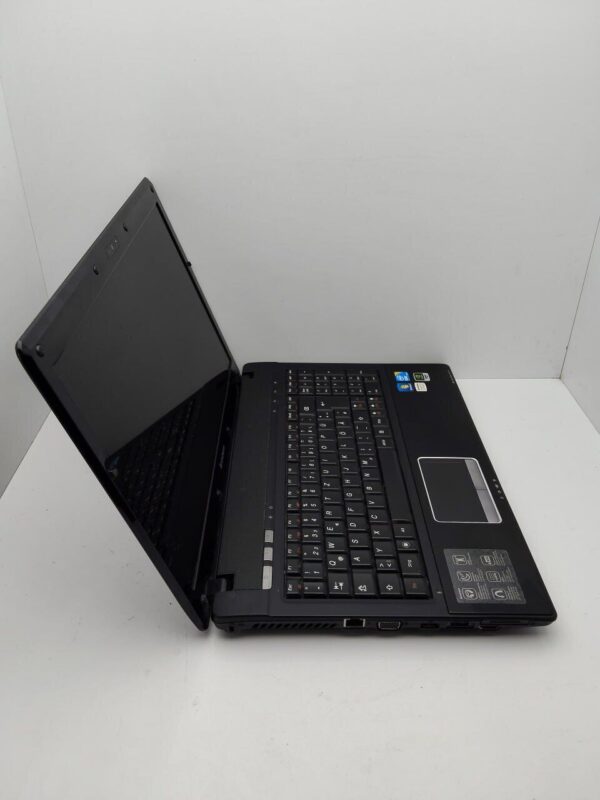 Ноутбук Lenovo G560 / 15.6" (1366x768) TN / Intel Core i5-480M (2 (4) ядра по 2.66 - 2.93 GHz) / 6 GB DDR3 / 500 GB HDD / nVidia GeForce 310M, 1 GB GDDR3, 64-bit / WebCam - Зображення 5