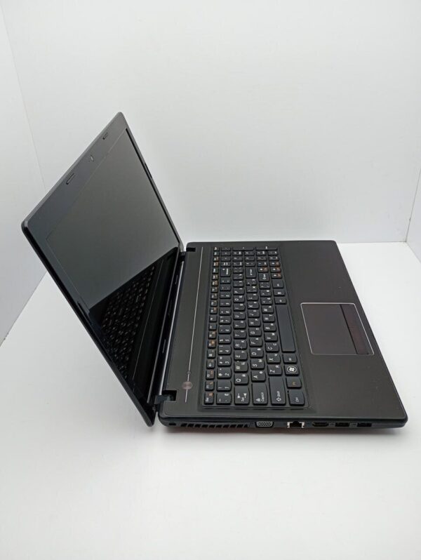 Ноутбук Lenovo G580 / 15.6" (1366x768) TN / Intel Core i3-2348M (2 (4) ядра по 2.3 GHz) / 6 GB DDR3 / 500 GB HDD / Intel HD Graphics 3000 / WebCam - Зображення 5