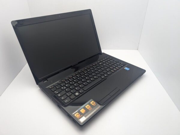 Ноутбук Lenovo G580 / 15.6" (1366x768) TN / Intel Pentium B960 (2 ядра по 2.2 GHz) / 6 GB DDR3 / 500 GB HDD / Intel HD Graphics / WebCam - Зображення 3