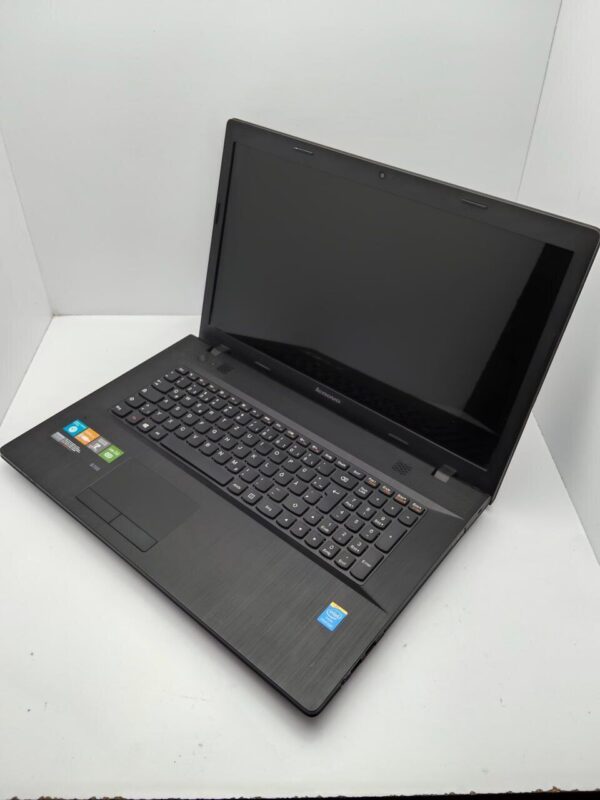 Ноутбук Lenovo G700 / 17.3" (1600x900) TN / Intel Pentium 2020M (2 ядра по 2.4 GHz) / 6 GB DDR3 / 1000 GB HDD / Intel HD Graphics / WebCam - Зображення 4