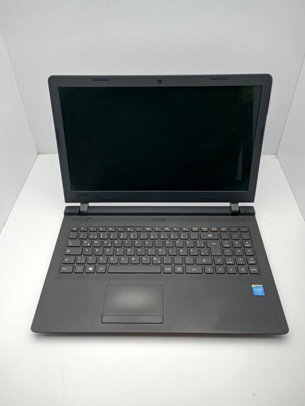 Ноутбук Lenovo Ideapad 100-15 / 15.6" (1366x768) TN / Intel Celeron N2840 (2 ядра по 2.16 - 2.58 GHz) / 8 GB DDR3 / 120 GB SSD / Intel HD Graphics / WebCam - Зображення 2