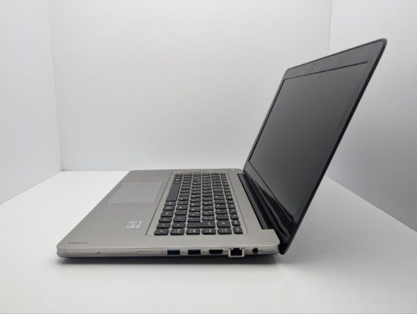 Ноутбук Lenovo IdeaPad U410 / 14" (1366x768) TN / Intel Core i5-3317U (2 (4) ядра по 1.7 - 2.6 GHz) / 8 GB DDR3 / 240 GB SSD / nVidia GeForce GT 610M, 1 GB DDR3, 64-bit / WebCam - Зображення 4