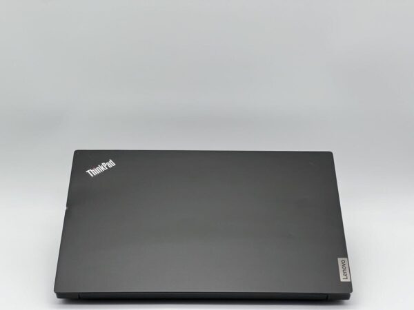 Ноутбук Lenovo ThinkPad E14 Gen 2 / 14" (1920x1080) IPS / Intel Core i5-1135G7 (4 (8) ядра по 2.4 - 4.2 GHz) / 16 GB DDR4 / 240 GB SSD / Intel Iris Xe Graphics / WebCam - Зображення 5