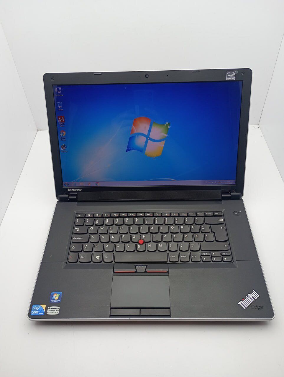 Ноутбук Lenovo ThinkPad Edge 15 / 15.6" (1366x768) TN / Intel Core i3-380M (2(4) ядра по 2.53 GHz) / 6 GB DDR3 / 320 GB HDD / Intel HD Graphics / WebCam - Зображення 7