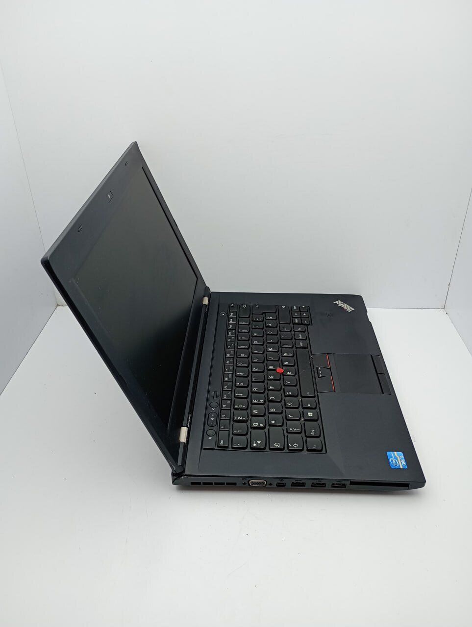 Ноутбук Lenovo ThinkPad L430 / 14'' (1366x768) TN / Intel Core i5-3230M (2 (4) ядра по 2.6 - 3.2 GHz) / 6 GB DDR3 / 320 GB HDD / Intel HD Graphics 4000 / WebCam - Зображення 5