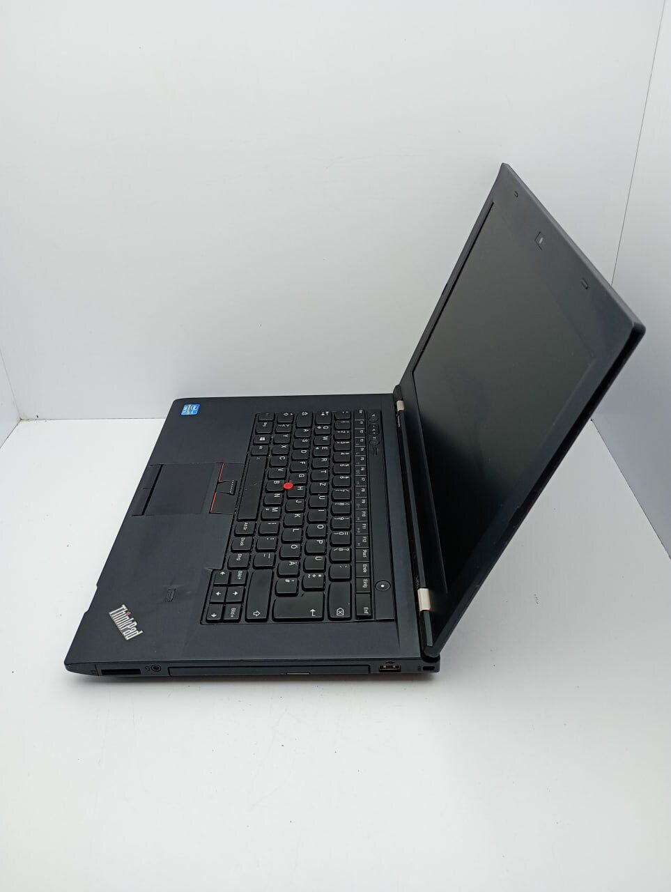 Ноутбук Lenovo ThinkPad L430 / 14'' (1366x768) TN / Intel Core i5-3230M (2 (4) ядра по 2.6 - 3.2 GHz) / 6 GB DDR3 / 320 GB HDD / Intel HD Graphics 4000 / WebCam - Зображення 6
