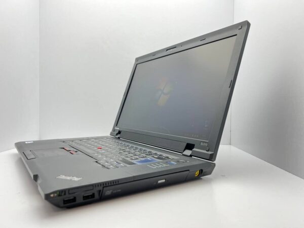 Ноутбук Lenovo ThinkPad SL510 / 15.6" (1366x768) TN / Intel Pentium T4500 (2 ядра по 2.3 GHz) / 4 GB DDR3 / 320 GB HDD / Intel HD Graphics / WebCam - Зображення 4