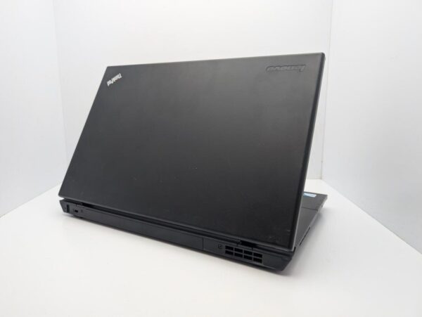 Ноутбук Lenovo ThinkPad SL510 / 15.6" (1366x768) TN / Intel Pentium T4500 (2 ядра по 2.3 GHz) / 6 GB DDR3 / 320 GB HDD / Intel HD Graphics / WebCam / АКБ не тримає - Зображення 8