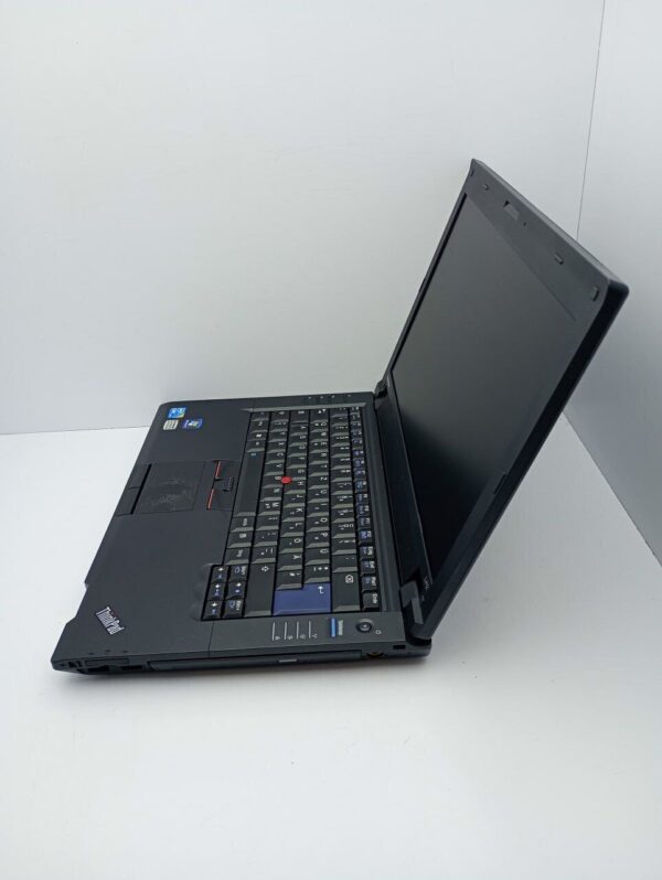 Ноутбук Lenovo ThinkPad T412 / 14" (1366x768) TN / Intel Core i5-520M (2 (4) ядра по 2.4 - 2.93 GHz) / 6 GB DDR3 / 250 GB HDD / Intel HD Graphics / WebCam / Без АКБ - Зображення 6