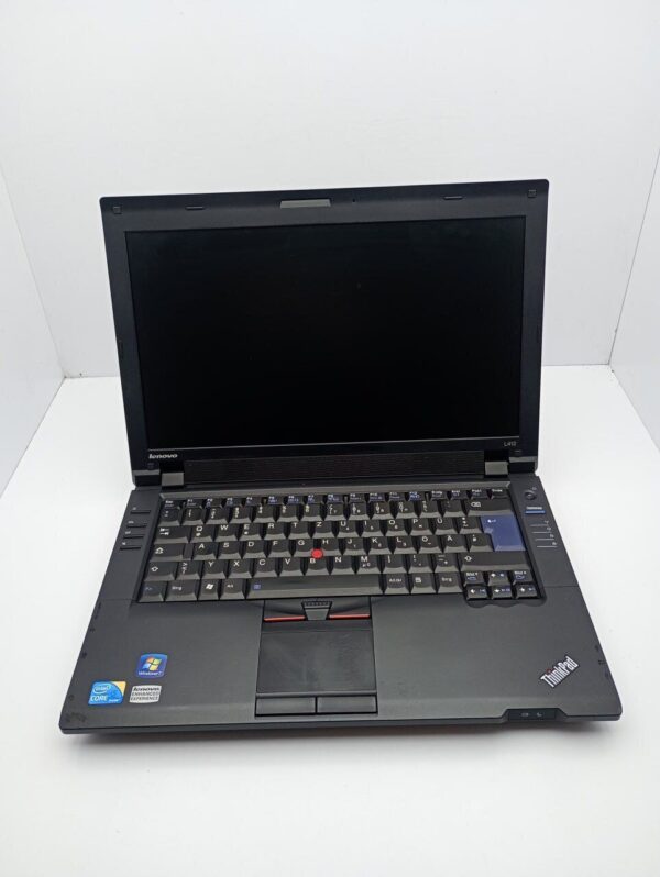 Ноутбук Lenovo ThinkPad T412 / 14" (1366x768) TN / Intel Core i5-520M (2 (4) ядра по 2.4 - 2.93 GHz) / 6 GB DDR3 / 250 GB HDD / Intel HD Graphics / WebCam / Без АКБ - Зображення 2