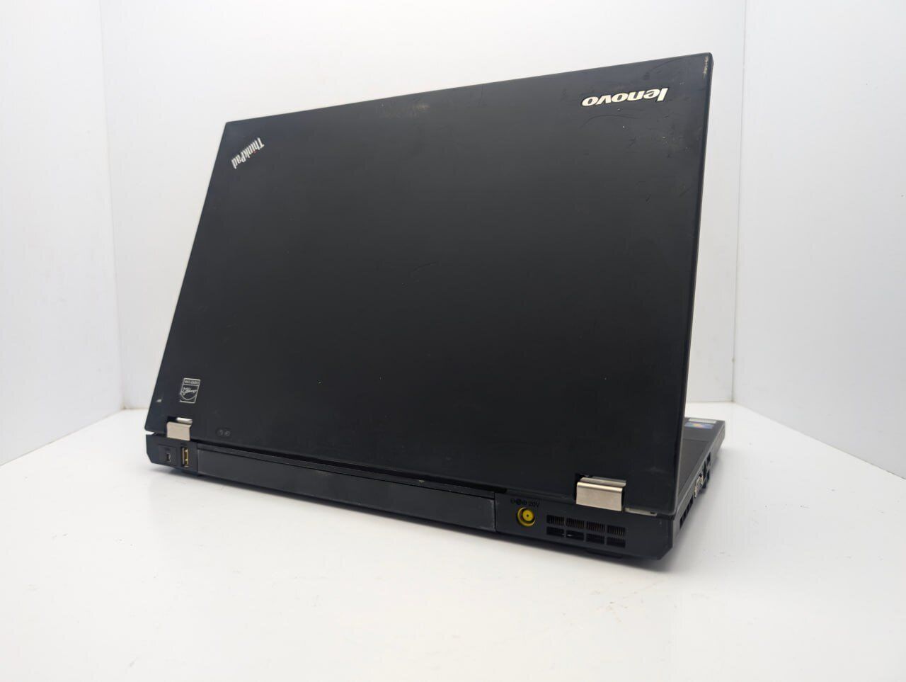 Ноутбук Lenovo ThinkPad T420 / 14" (1366x768) TN / Intel Core i5-2520M (2 (4) ядра по 2.5 - 3.2 GHz) / 6 GB DDR3 / 240 GB SSD / Intel HD Graphics 3000 / WebCam - Зображення 8