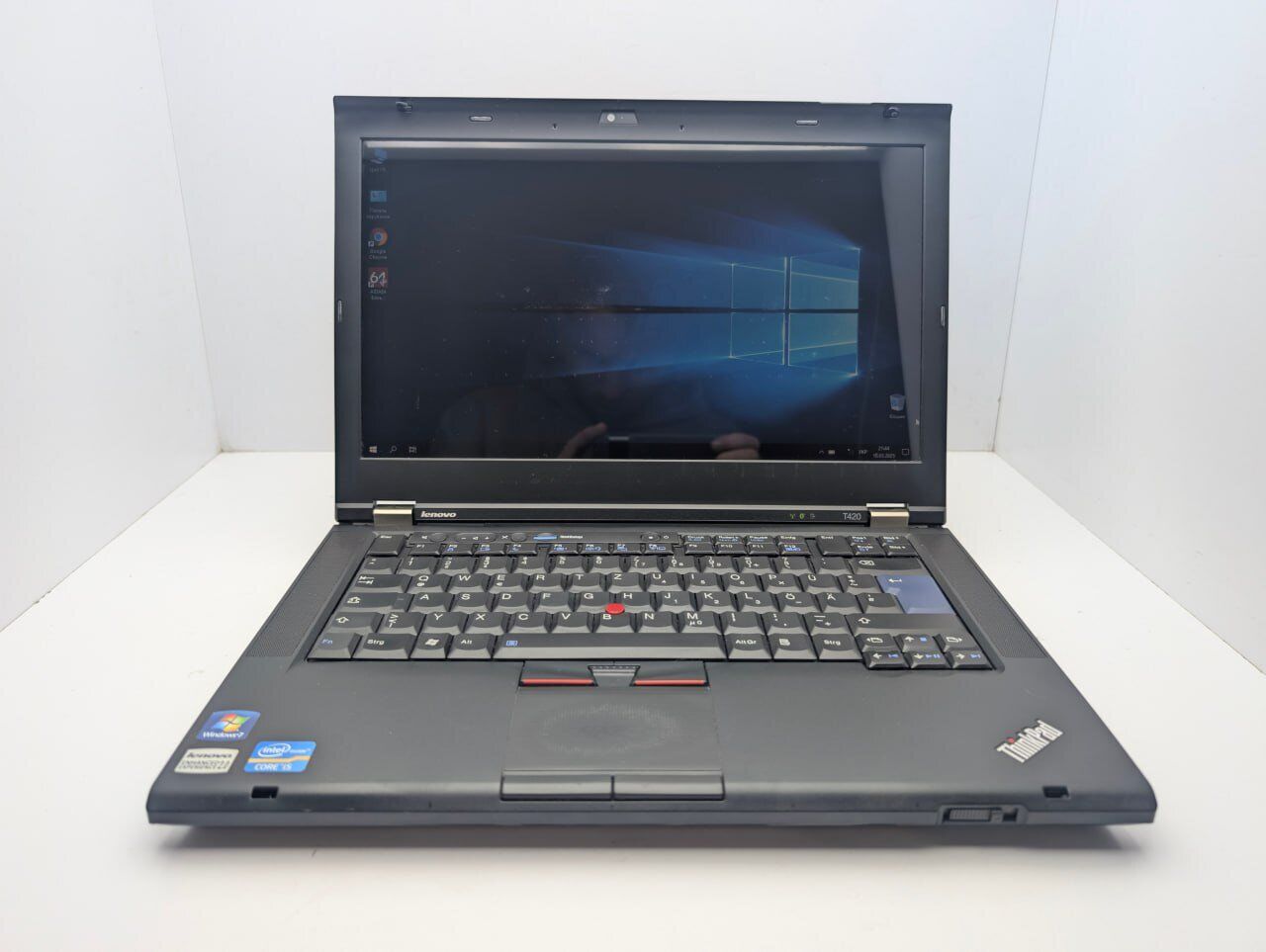 Ноутбук Lenovo ThinkPad T420 / 14" (1366x768) TN / Intel Core i5-2520M (2 (4) ядра по 2.5 - 3.2 GHz) / 6 GB DDR3 / 240 GB SSD / Intel HD Graphics 3000 / WebCam - Зображення 2