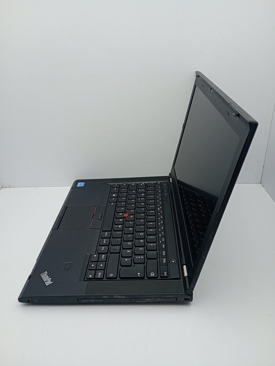 Ноутбук Lenovo ThinkPad T430 / 14" (1600x900) TN / Intel Core i5-3320M (2 (4) ядра по 2.6 - 3.3 GHz) / 6 GB DDR3 / 750 GB HDD / nVidia NVS 5200M, 1 GB GDDR5, 64-bit / WebCam - Зображення 4