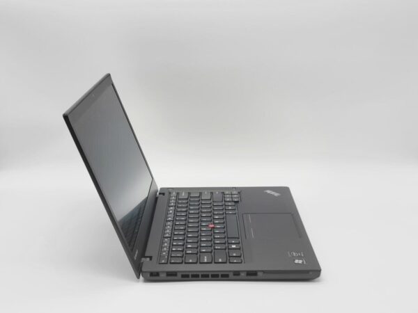 Ноутбук Lenovo ThinkPad T440s / 14" (1920x1080) IPS / Intel Core i5-4300U (2 (4) ядра по 1.9 - 2.9 GHz) / 12 GB DDR3 / 512 GB SSD / Intel HD Graphics 4400 / WebCam - Зображення 3