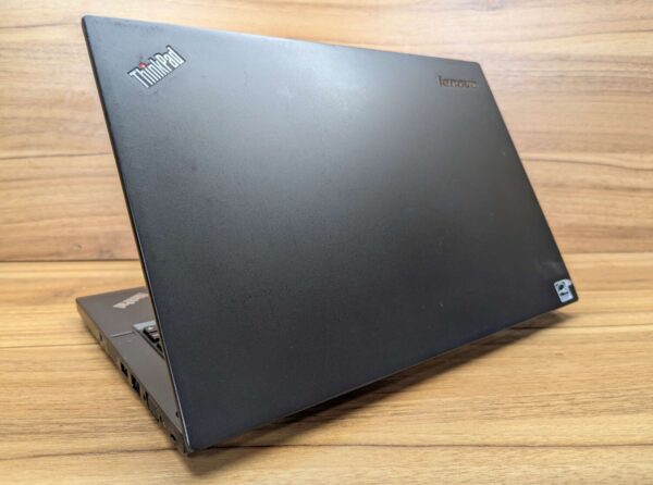 Ноутбук Lenovo ThinkPad T440s / 14" (1920x1080) IPS / Intel Core i7-4600U (2 (4) ядра по 2.1 - 3.3 GHz) / 8 GB DDR3 / 256 GB SSD / Intel HD Graphics 4400 / WebCam / Fingerprint / Windows 10 - Зображення 7