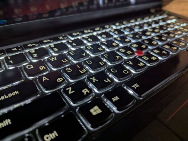 Ноутбук Lenovo ThinkPad T440s / 14" (1920x1080) IPS / Intel Core i7-4600U (2 (4) ядра по 2.1 - 3.3 GHz) / 8 GB DDR3 / 256 GB SSD / Intel HD Graphics 4400 / WebCam / Fingerprint / Windows 10 - Зображення 6