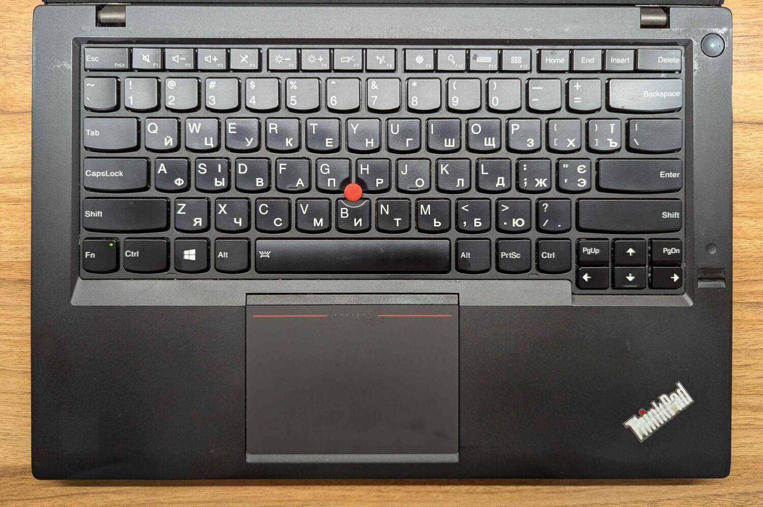 Ноутбук Lenovo ThinkPad T440s / 14" (1920x1080) IPS / Intel Core i7-4600U (2 (4) ядра по 2.1 - 3.3 GHz) / 8 GB DDR3 / 256 GB SSD / Intel HD Graphics 4400 / WebCam / TouchID / Windows 10 - Зображення 3