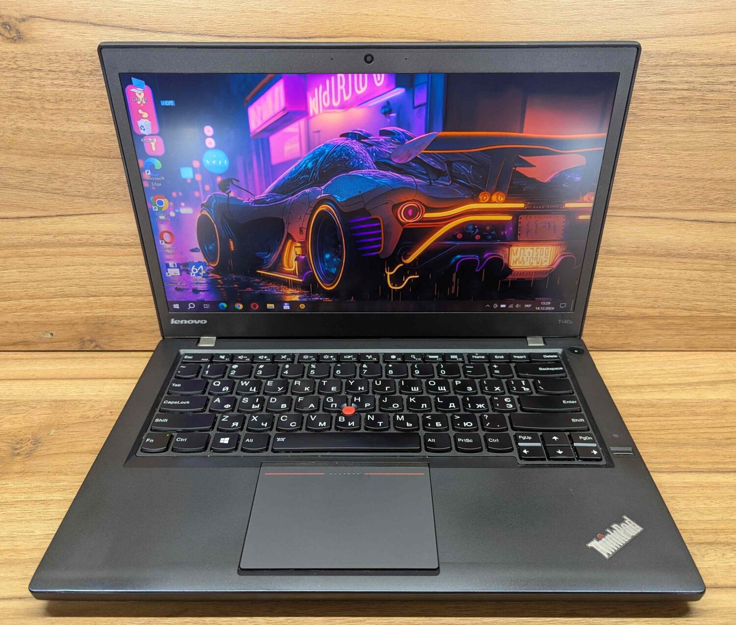 Ноутбук Lenovo ThinkPad T440s / 14" (1920x1080) IPS / Intel Core i7-4600U (2 (4) ядра по 2.1 - 3.3 GHz) / 8 GB DDR3 / 256 GB SSD / Intel HD Graphics 4400 / WebCam / TouchID / Windows 10 - Зображення 2