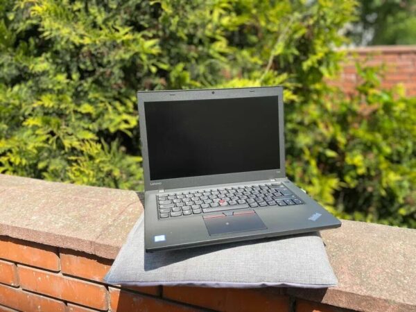 Ноутбук Lenovo ThinkPad T460 / 14" (1920x1080) IPS / Intel Core i5-6300U (2 (4) ядра по 2.4 - 3.0 GHz) / 8 GB DDR3 / 128 GB SSD / Intel HD Graphics 520 / WebCam / HDMI / Windows 10 - Зображення 4