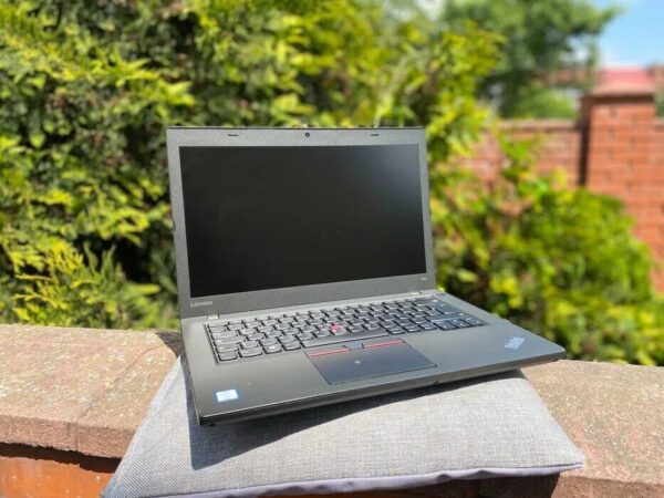 Ноутбук Lenovo ThinkPad T460 / 14" (1920x1080) IPS / Intel Core i5-6300U (2 (4) ядра по 2.4 - 3.0 GHz) / 8 GB DDR3 / 128 GB SSD / Intel HD Graphics 520 / WebCam / HDMI / Windows 10 - Зображення 6