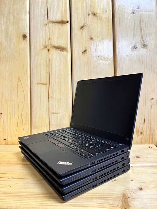 Ноутбук Lenovo ThinkPad T495 / 14" (1920x1080) IPS / AMD Ryzen 5 PRO 3500U (4 (8) ядра по 2.1 - 3.7 GHz) / 16 GB DDR4 / 256 GB SSD M.2 / AMD Radeon RX Vega 8 Graphics / WebCam - Зображення 6
