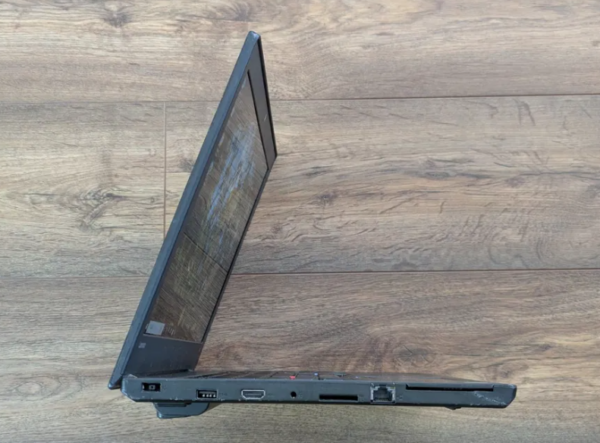 Ноутбук Б-клас Lenovo ThinkPad T560 / 15.6" (1920x1080) IPS / Intel Core i5-6300U (2 (4) ядра по 2.4 - 3.0 GHz) / 16 GB DDR3 / 128 GB SSD / Intel HD Graphics 520 / WebCam / HDMI - Зображення 4