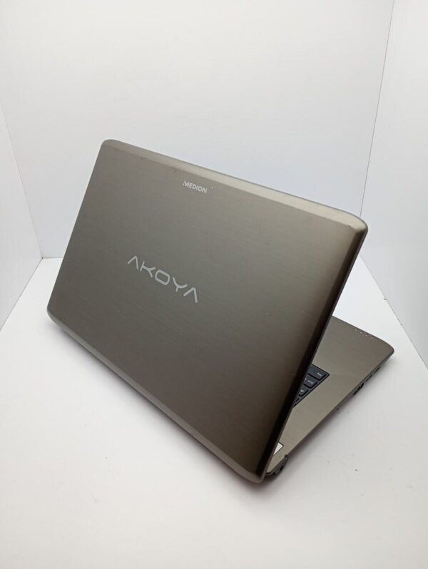 Ноутбук Medion Akoya / 17.3" (1600x900) TN / Intel Celeron N2930 (4 (4) ядра по 2.16 GHz) / 8 GB DDR3 / 320 GB HDD / Intel HD Graphics / WebCam / HDMI / Акб відсутня - Зображення 7