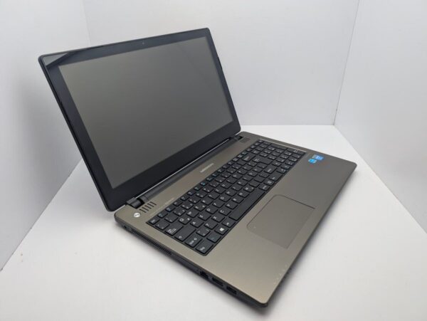 Ноутбук Medion Akoya 6240T / 15.6" (1366x768) TN / Intel Celeron N2920 (4 ядра по 1.86 - 2.0 GHz) / 4 GB DDR3 / 128 GB SSD / Intel HD Graphics / WebCam / АКБ не тримає - Зображення 3