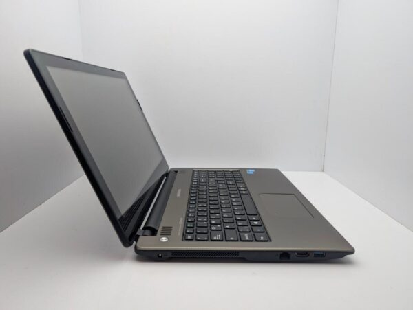 Ноутбук Medion Akoya 6240T / 15.6" (1366x768) TN / Intel Celeron N2920 (4 ядра по 1.86 - 2.0 GHz) / 4 GB DDR3 / 128 GB SSD / Intel HD Graphics / WebCam / АКБ не тримає - Зображення 5