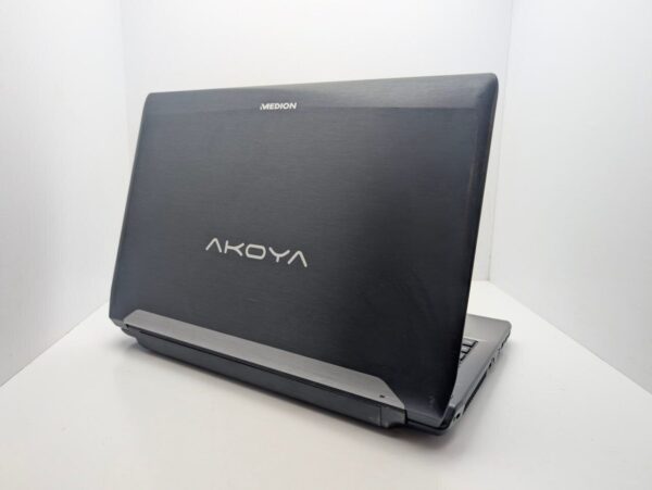 Ноутбук Medion Akoya E6228 / 15.6" (1366x768) TN / Intel Core i3-2350M (2 (4) ядра по 2.3 GHz) / 6 GB DDR3 / 128 GB SSD / Intel HD Graphics 3000 / WebCam - Зображення 8