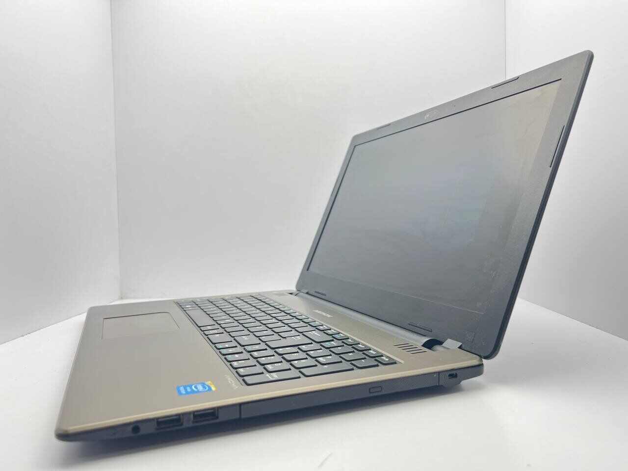 Ноутбук Medion Akoya E6241 / 15.6" (1366x768) TN / Intel Pentium 3550M (2 (2) ядра по 2.3 GHz) / 4 GB DDR3 / 1000 GB HDD / Intel HD Graphics 4000 - Зображення 5