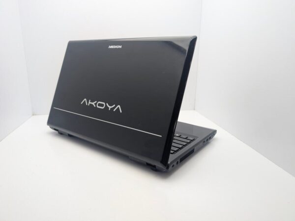 Ноутбук Medion Akoya E6315 / 15.6" (1366x768) TN / AMD E-450 (2 ядра по 1.65 GHz) / 6 GB DDR3 / 128 GB SSD / AMD Radeon HD 6320 / WebCam - Зображення 7