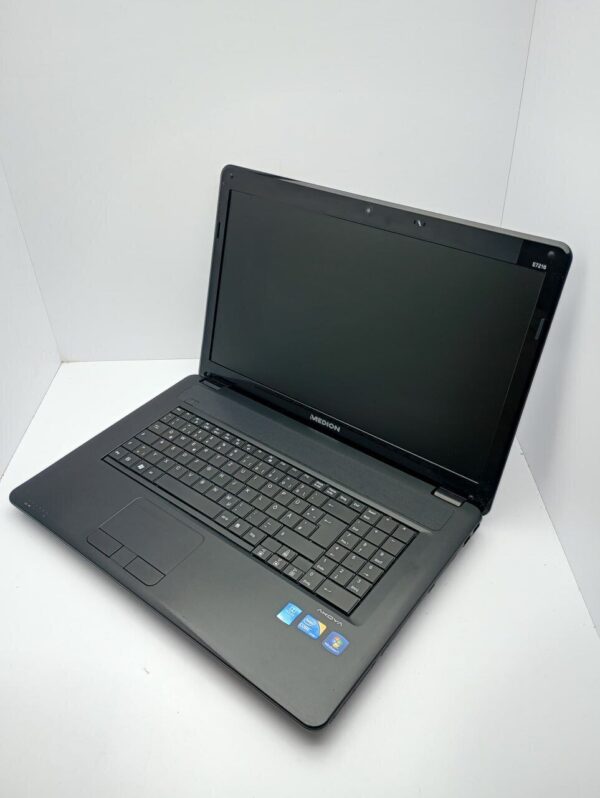 Ноутбук Medion Akoya E7216 / 17.3" (1600x900) TN / Intel Core i3-380M (2 (4) ядра по 2.53 GHz) / 6 GB DDR3 / 320 GB HDD / Intel HD Graphics / WebCam - Зображення 6