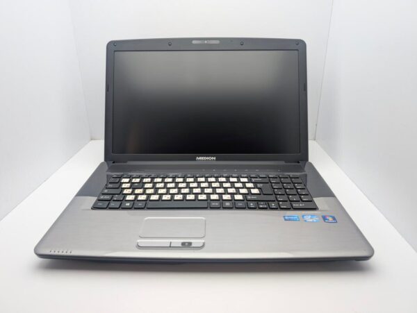 Ноутбук Medion Akoya E7220 / 17.3" (1600x900) TN / Intel Core i3-2310M (2 (4) ядра по 2.1 GHz) / 6 GB DDR3 / 750 GB HDD / Intel HD Graphics / WebCam - Зображення 7