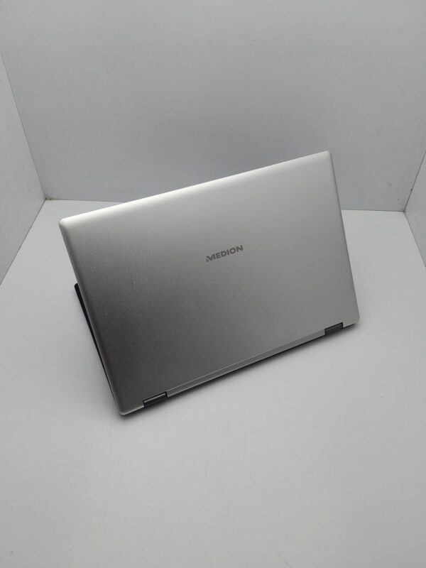 Ноутбук Medion E3222 / 13.3" (1366x768) TN / Intel Pentium Silver N5030 (4 ядра по 1.1 - 3.1 GHz) / 4 GB DDR3 / 120 GB SSD / Intel UHD Graphics 605 / WebCam / HDMI - Зображення 7