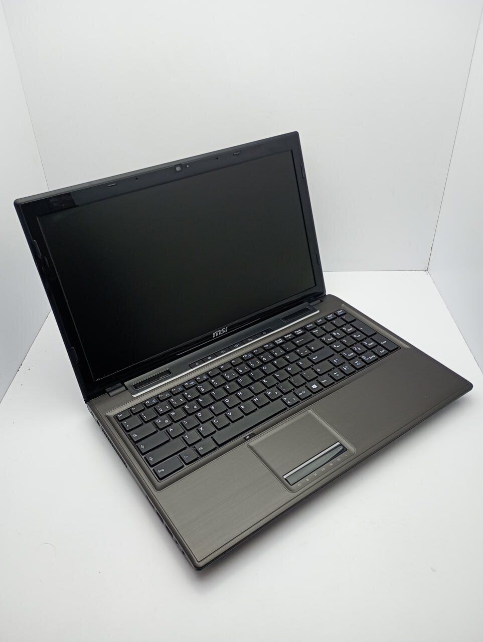 Ноутбук MSI CX61 / 15.6" (1366x768) TN / Intel Core i3-4000M (2 (4) ядра по 2.4 GHz) / 6 GB DDR3 / 500 GB HDD / Intel HD Graphic 4600 / WebCam - Зображення 6