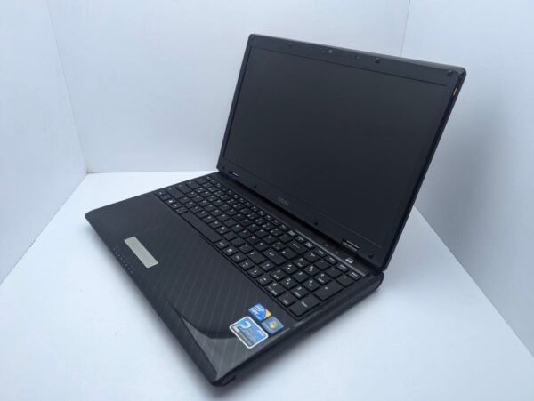 Ноутбук MSI CX63 / 15.6" (1366x768) TN / Intel Core i5-460M (2 (4) ядра по 2.53 - 2.8GHz) / 6 GB DDR3 / 500 GB HDD / nVidia GeForce 310M, 1 GB GDDR3, 64-bit / WebCam - Зображення 4