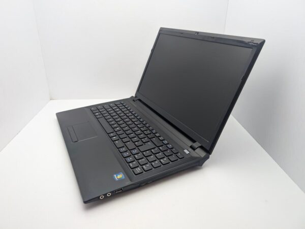 Ноутбук Terra Mobile 1528 / 15.6" (1366x768) TN / Intel Pentium B940 (2 ядра по 2.0 GHz) / 6 GB DDR3 / 320 GB HDD / Intel HD Graphics / WebCam - Зображення 4