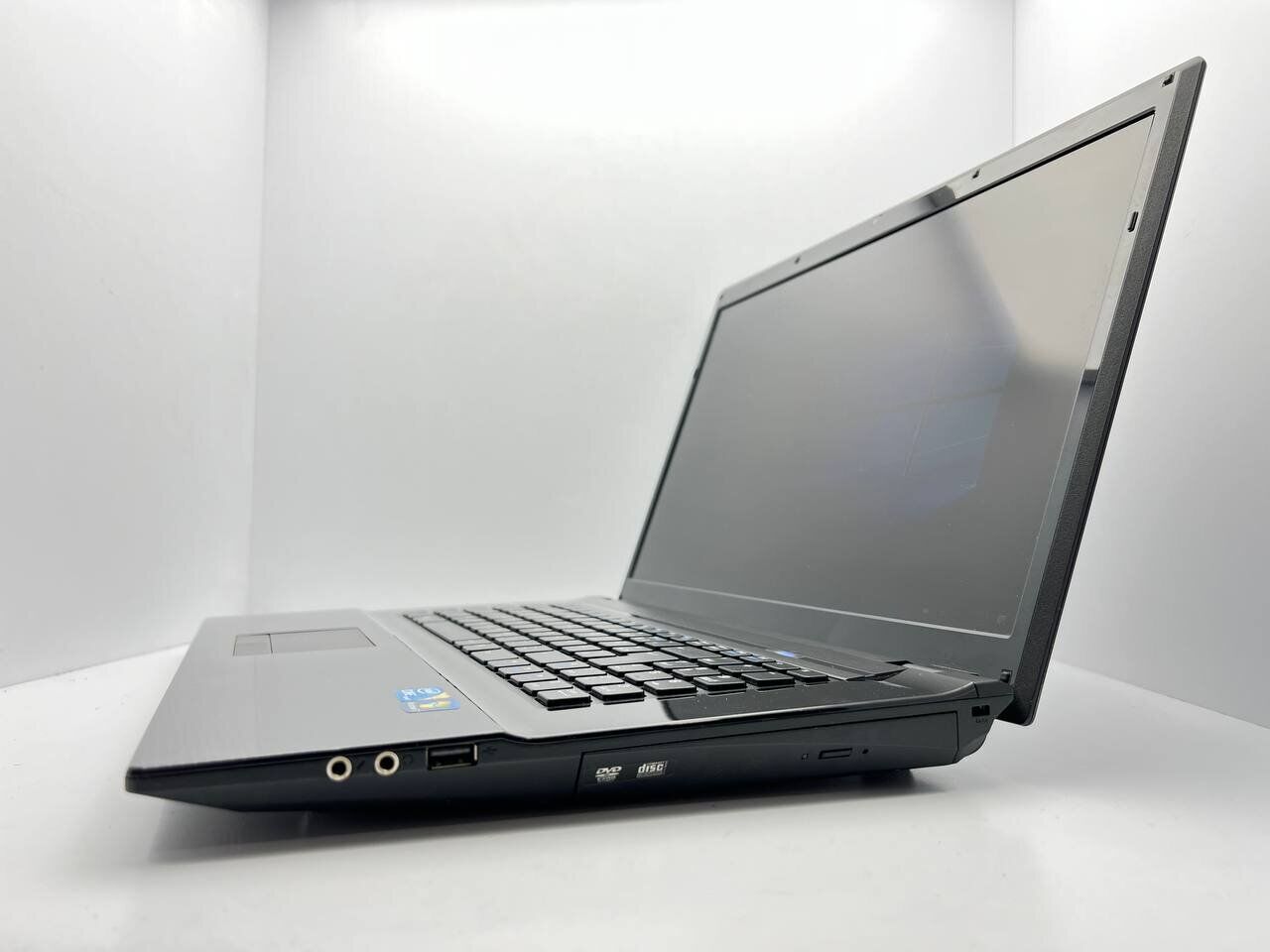 Ноутбук Terra Mobile 1748 / 17.3" (1600x900) TN / Intel Core i3-2330M (2 (4) ядра по 2.2 GHz) / 4 GB DDR3 / 240 GB SSD / Intel HD Graphics 3000 / WebCam - Зображення 3